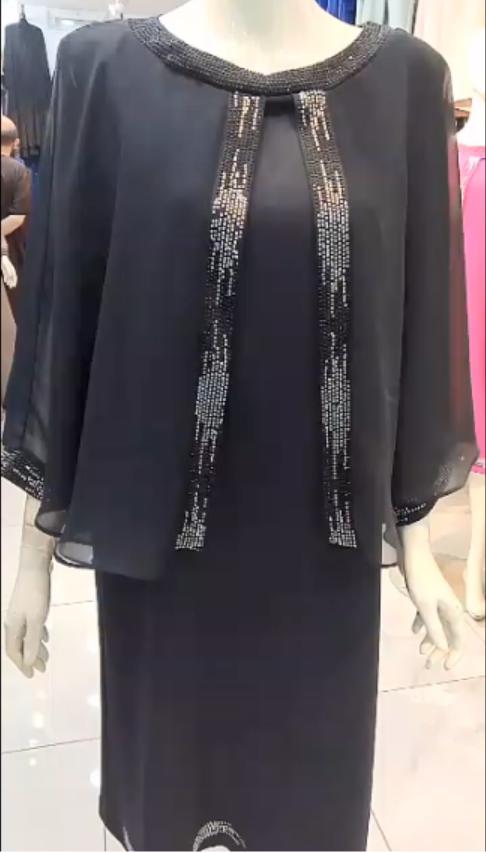 Robe Soirée " Mystère d’Élégance "
